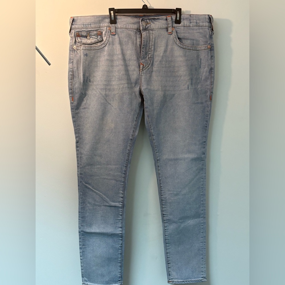 True Religion Men's Slim Jeans in Light Blue Wash Rocco Relaxed Skinny | Size 46